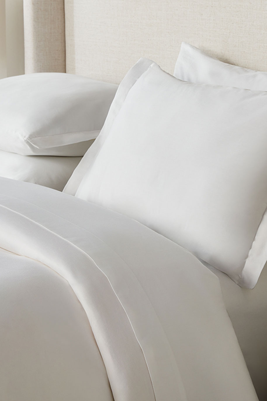 The Ritz-Carlton Classic White Linens Main Image