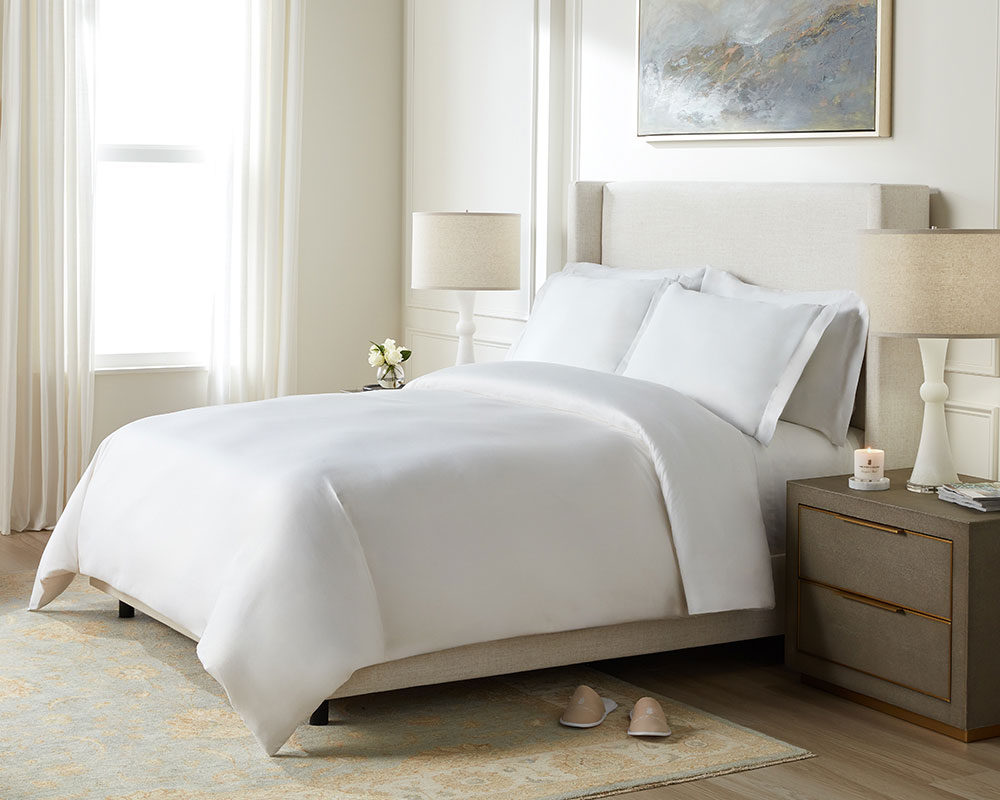 Classic White Sheet Set - Luxury Linens, Bedding, Home Fragrance, and More  From The Ritz-Carlton