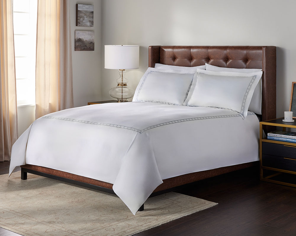 Down Pillow - Luxury Linens, Bedding, Home Fragrance, and More From The  Ritz-Carlton