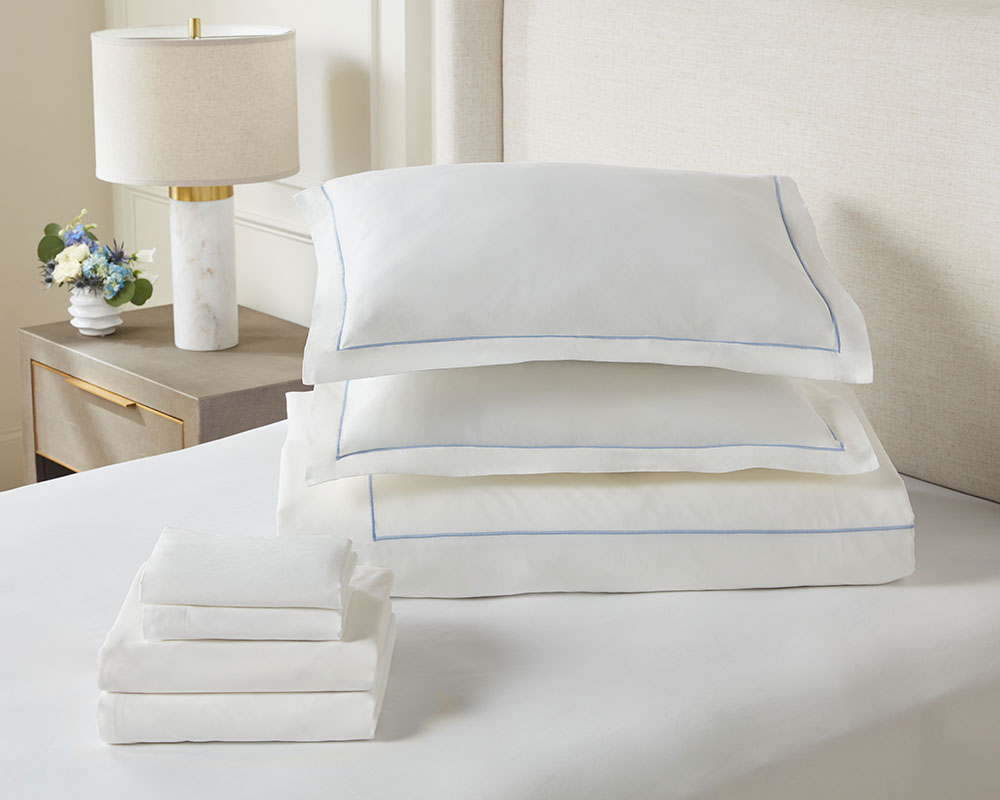 Hand Towel - Luxury Linens, Bedding, Home Fragrance, and More From The  Ritz-Carlton